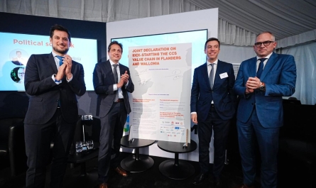 Le monde politique et celui des entreprises concluent pour la première fois un accord sur le captage du CO₂ 